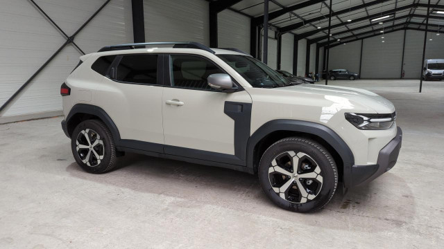 DACIA DUSTER 1.2 TCE 130CV BVM6 4X4 JOURNEY + PACK CITY + ROUE DE SECOURS