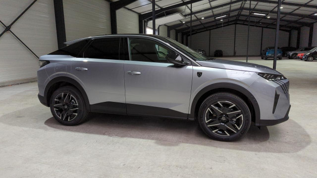 PEUGEOT 3008  1.2 HYBRID 136CV E-DCS6 GT