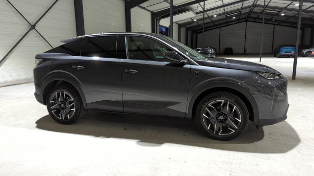 PEUGEOT 3008  1.2 HYBRID 136CV E-DCS6 GT