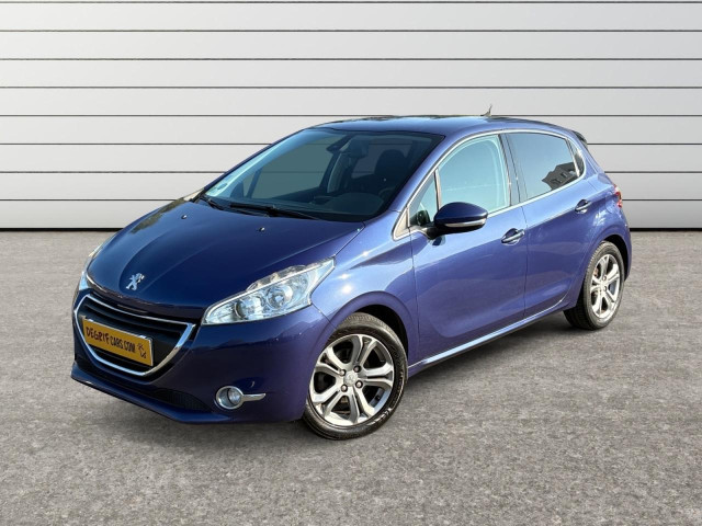 PEUGEOT 208 1.6 e-HDi 92 Style - SUPERBE CONFIGURATION