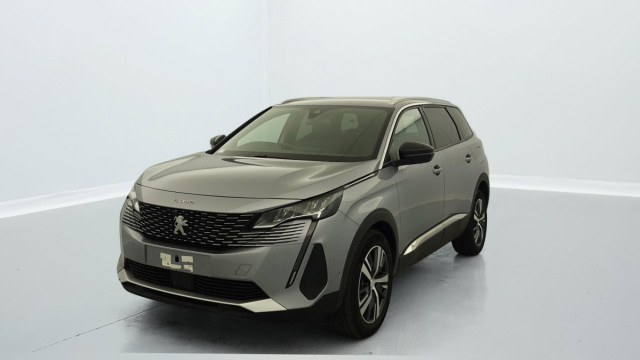 PEUGEOT 5008 Hybrid 136 e-DCS6 Allure Pack