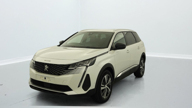 PEUGEOT 5008 Hybrid 136 e-DCS6 Allure Pack