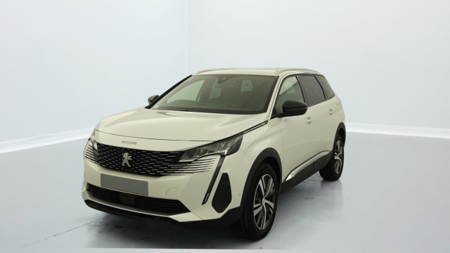 PEUGEOT 5008 Hybrid 136 e-DCS6 Allure Pack