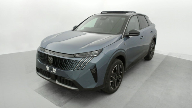 PEUGEOT 3008  HYBRID 136 E-DCS6 GT