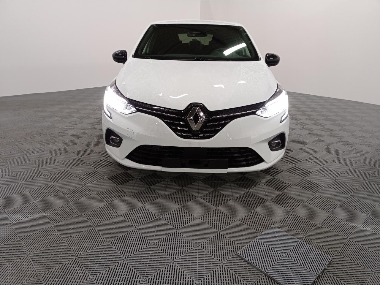 Annonce BERLINE RENAULT CLIO 1.0 TCE 90CV X-TRONIC TECHNO + PACK HIVER +  PACK VISION ESSENCE - 21 990 €